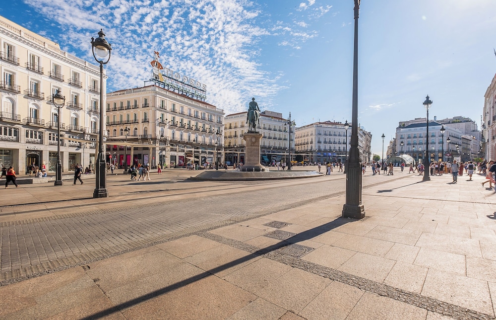 Hostal El Pilar 60/68