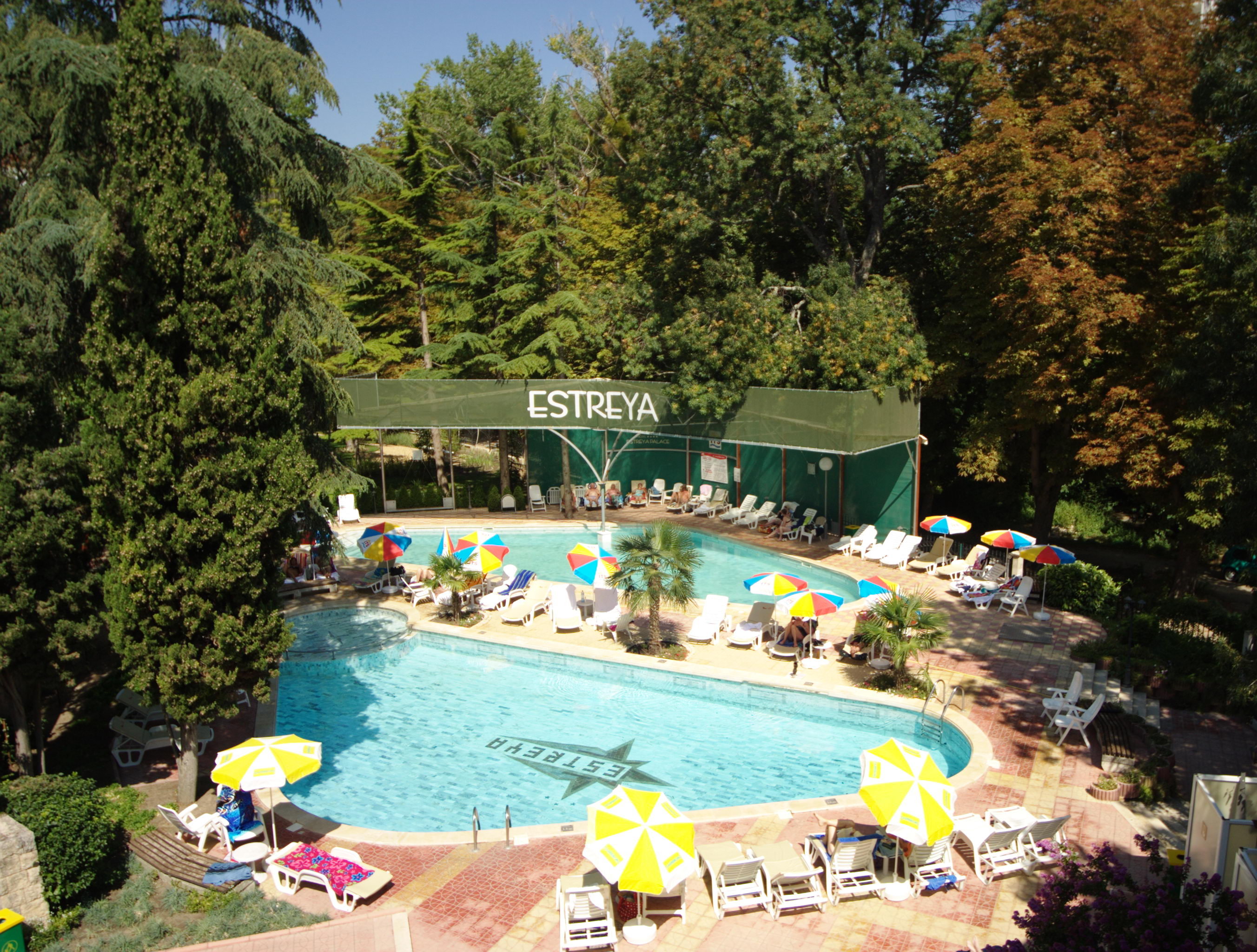 Estreya Palace 56/63