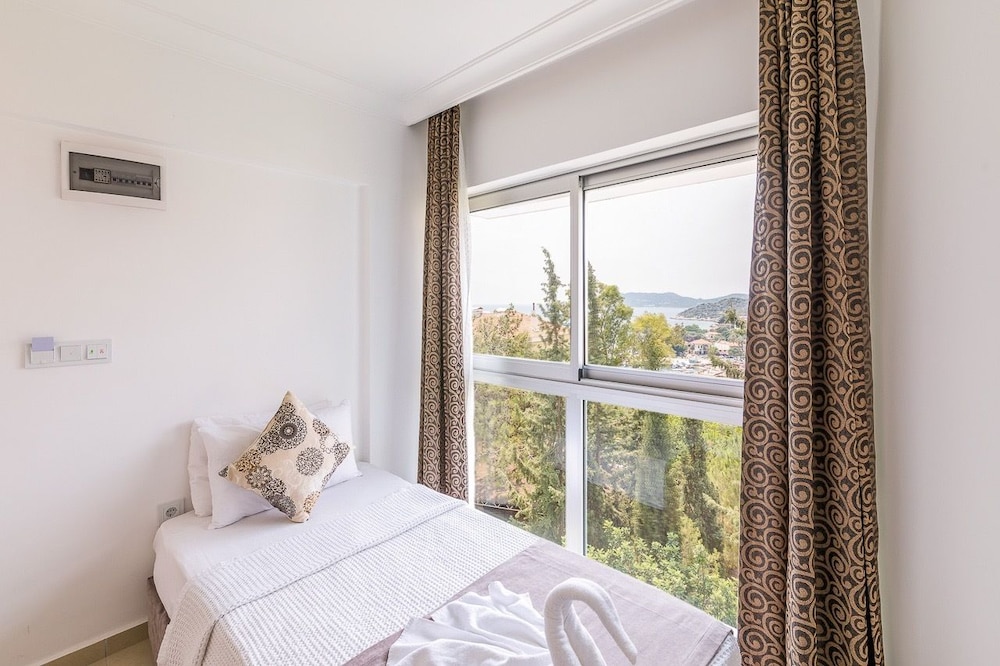 Ekici Hotel 34/65