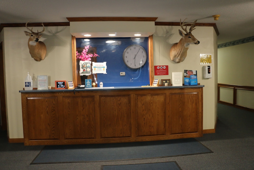 Amber Inn Motel Le Mars 8/49