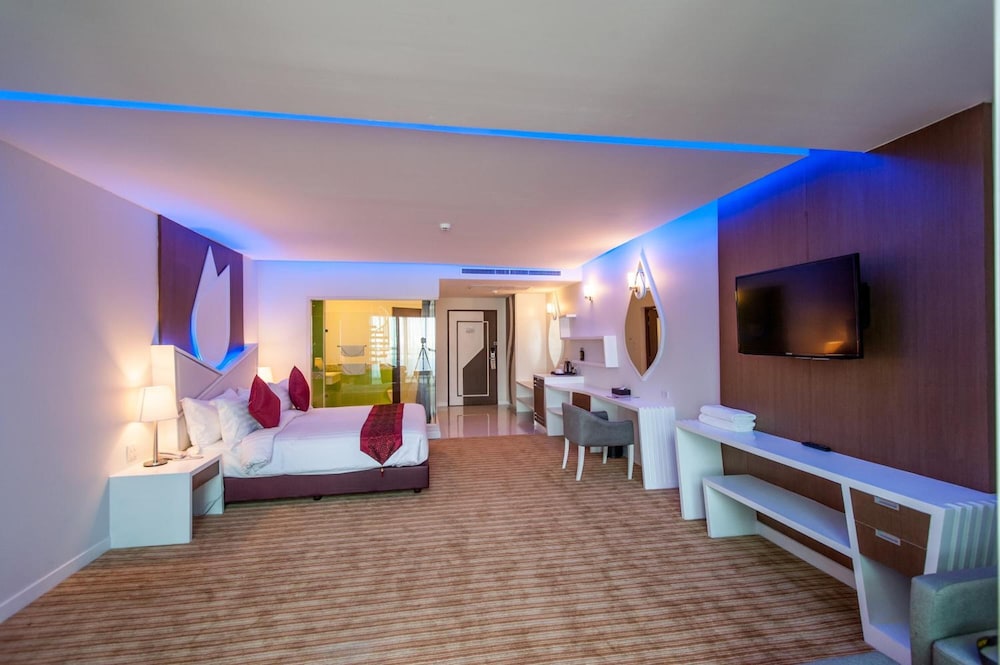 The Paradiso JK Design Hotel 32/67