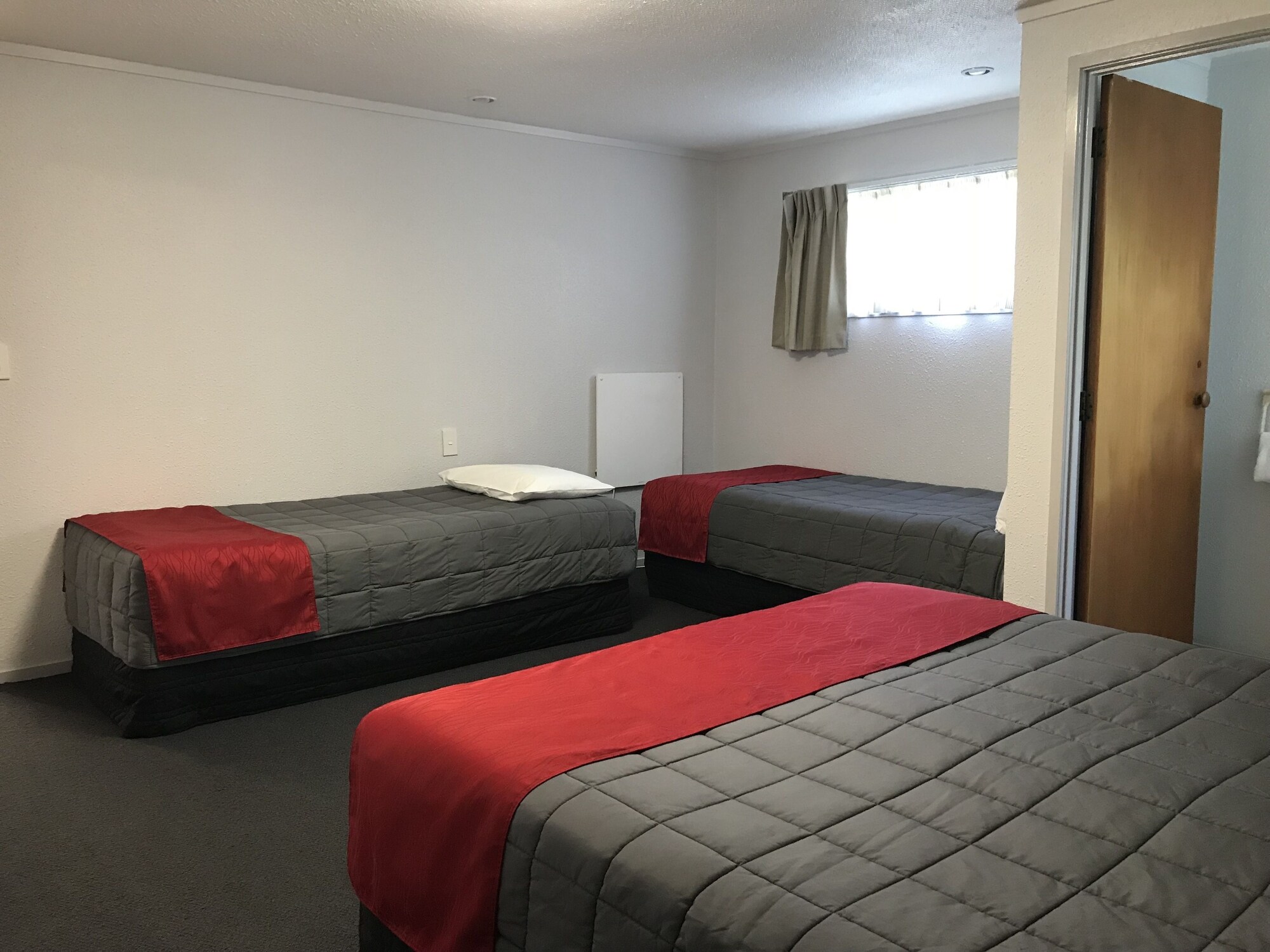 1 Bedroom, Apartment, Queen and Twin Beds, Two Story