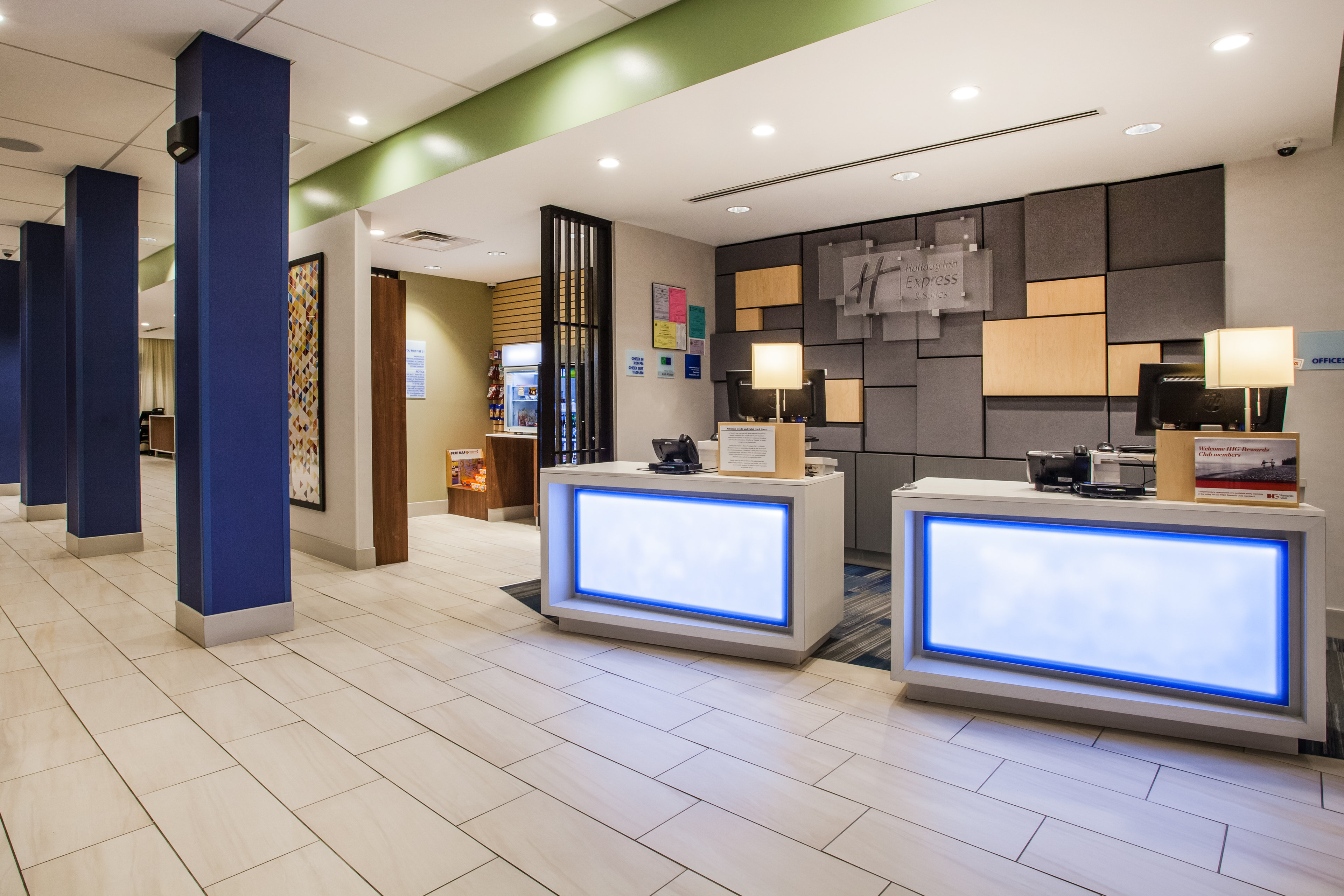 Holiday Inn Express Suites Lexington Park California 6/54