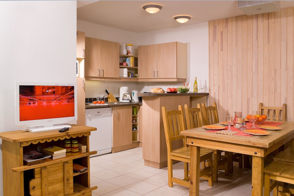 Madame Vacances - Residence Les Balcons Des Airelles 21/27