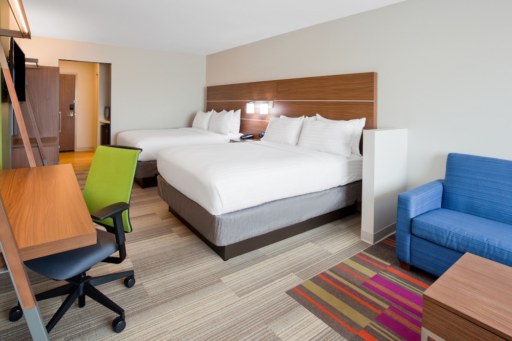 Holiday Inn Express And Suites Des Moines Downtown 20/55