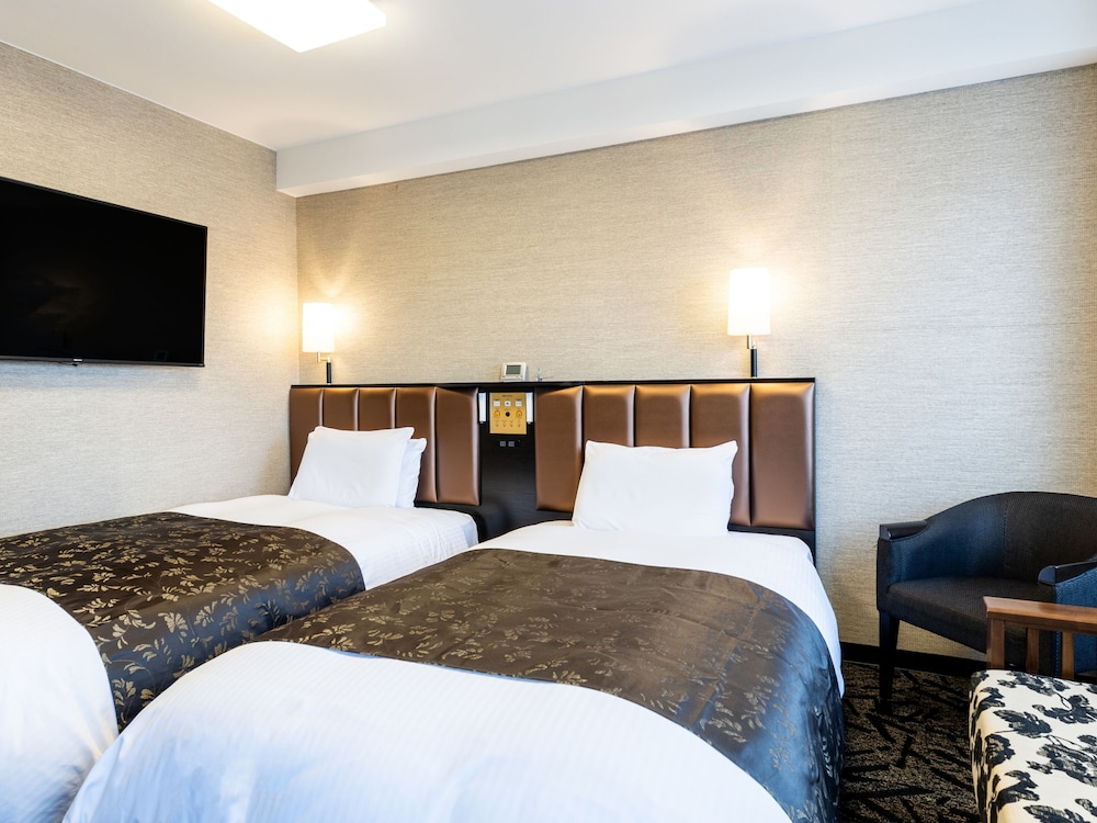 DELUXE, TWIN BEDS