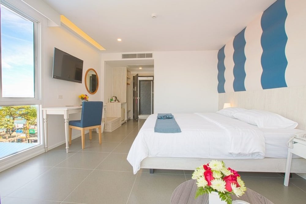 Flipper Lodge Hotel Pattaya 18/48
