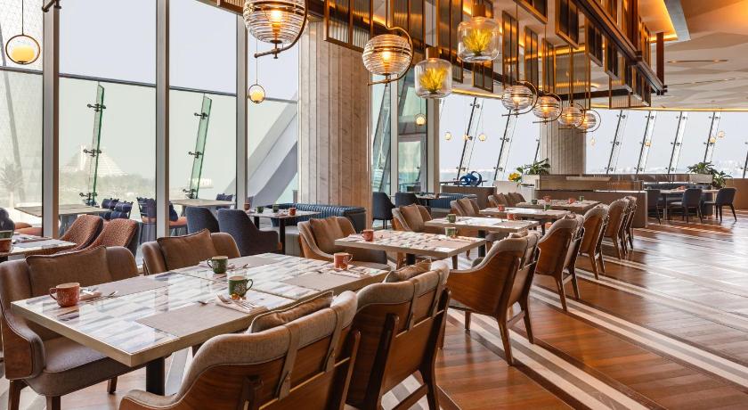 Swissotel Corniche Park Towers Doha 33/49