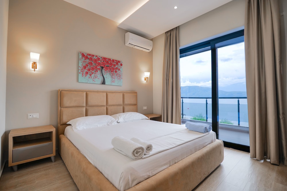 Hotel Roalb 15/28