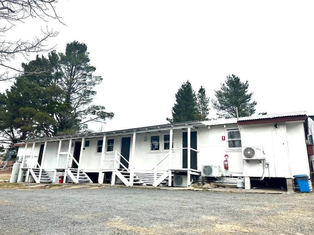 Carinya Village Jindabyne 43/50