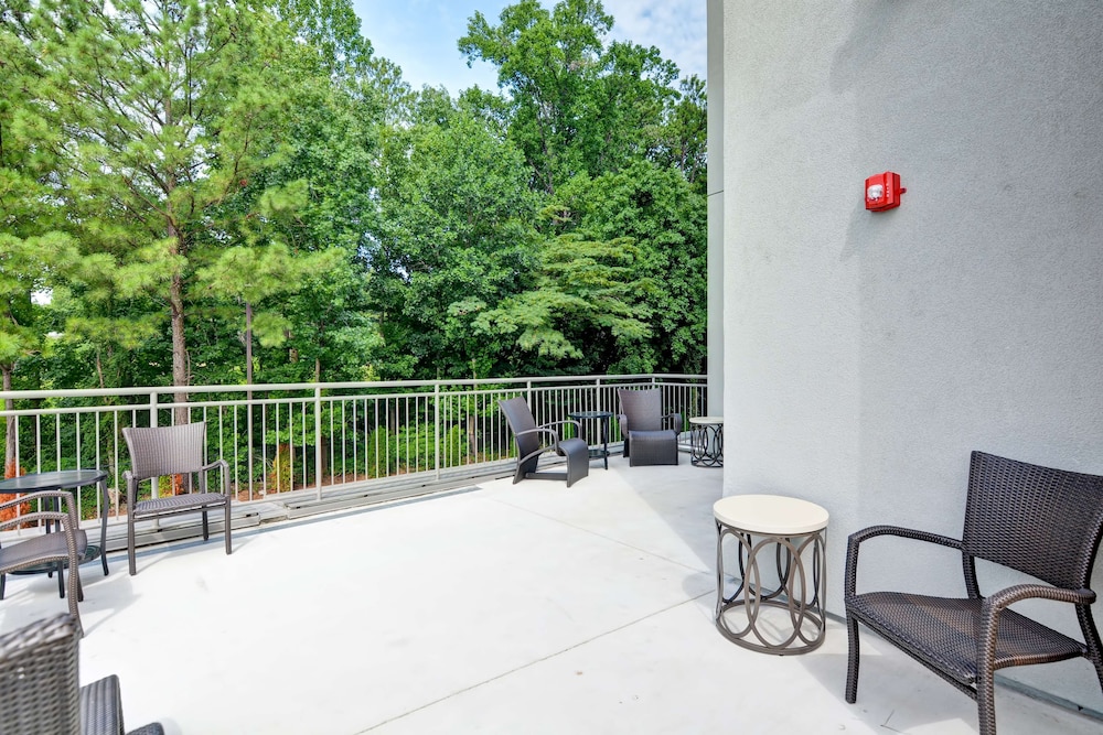 Hampton Inn Kennesaw 22/44