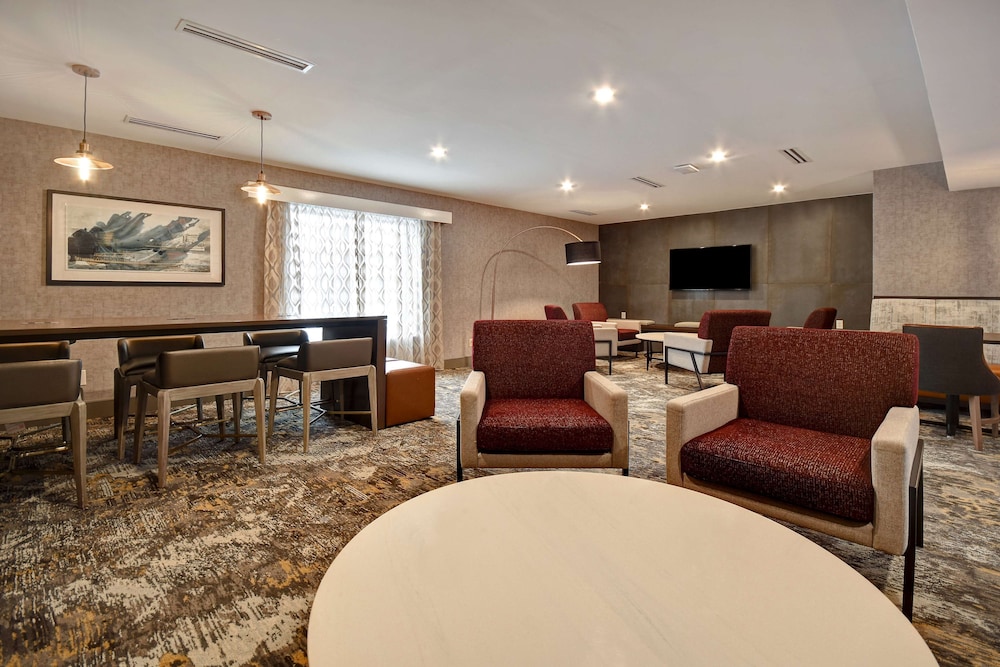 Doubletree By Hilton St Louis Airport Mo 33/59
