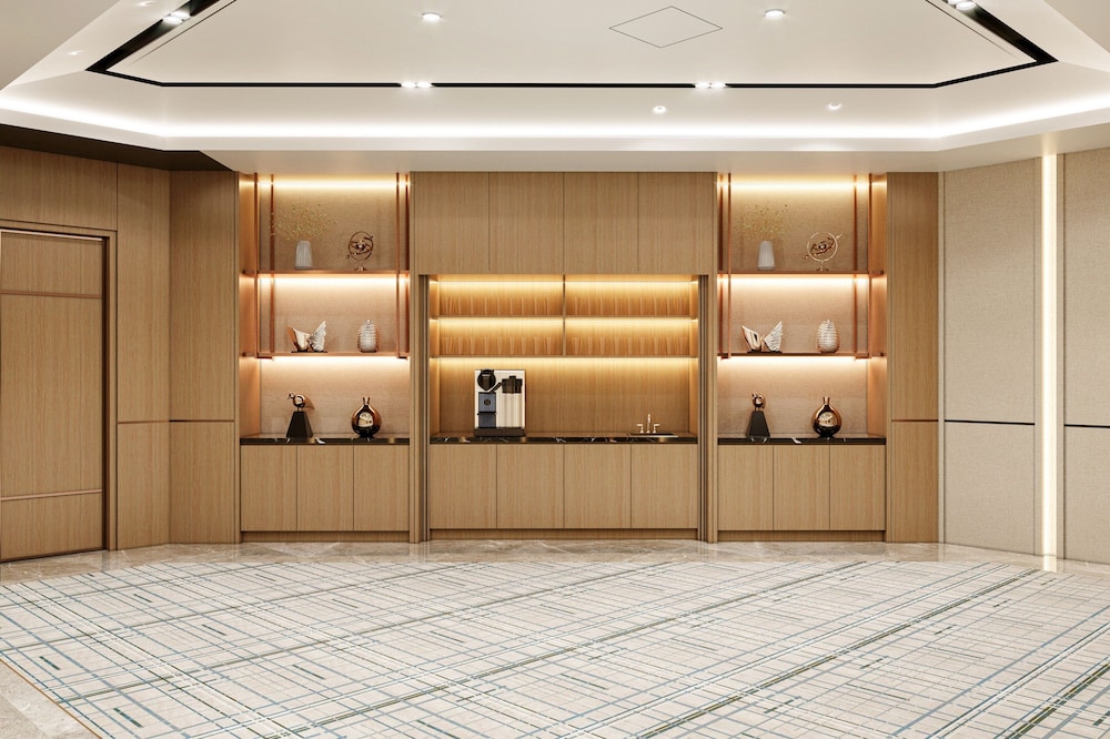 Sheraton Jakarta Soekarno Hatta Airport 7/68