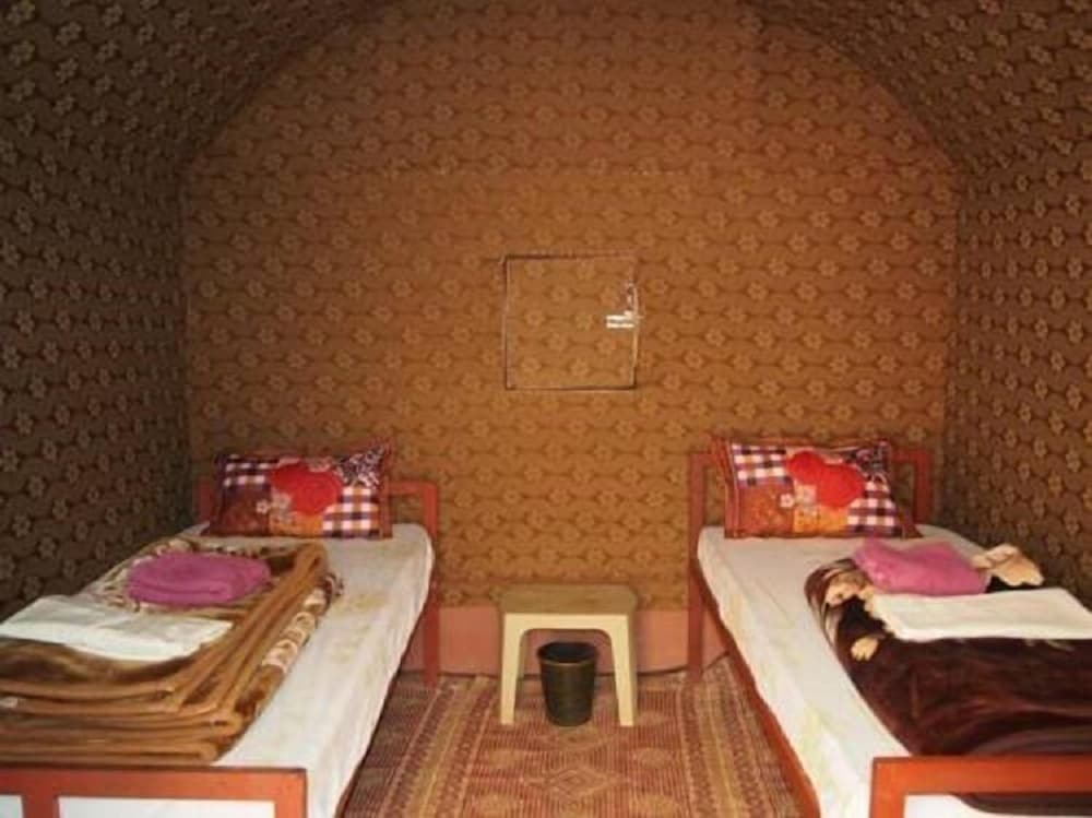 Bedouins Desert Camp 7/50