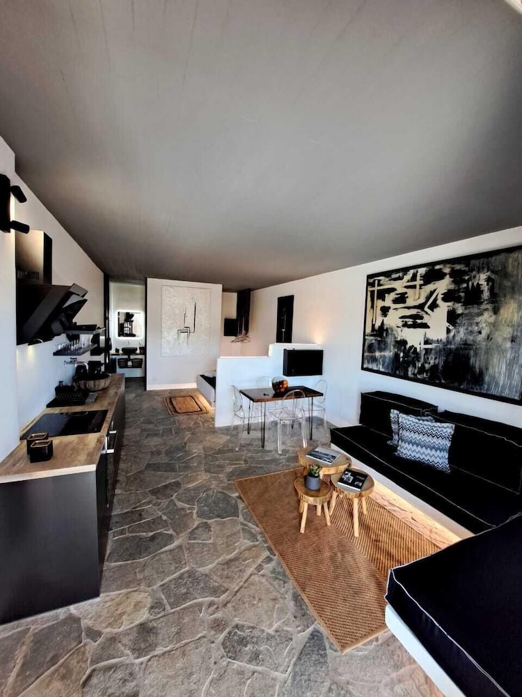 Mykonos Dot - Art Homes 23/46