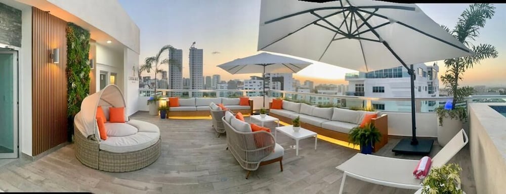 Central Suites Tower 41/62
