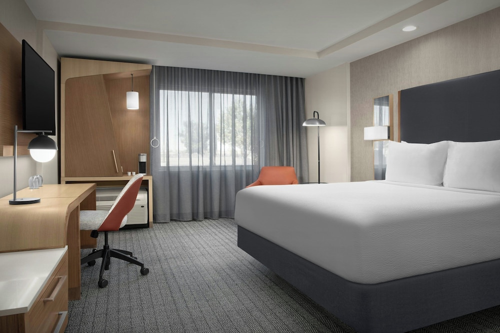 Room, King Bed, Sofa, Accessible