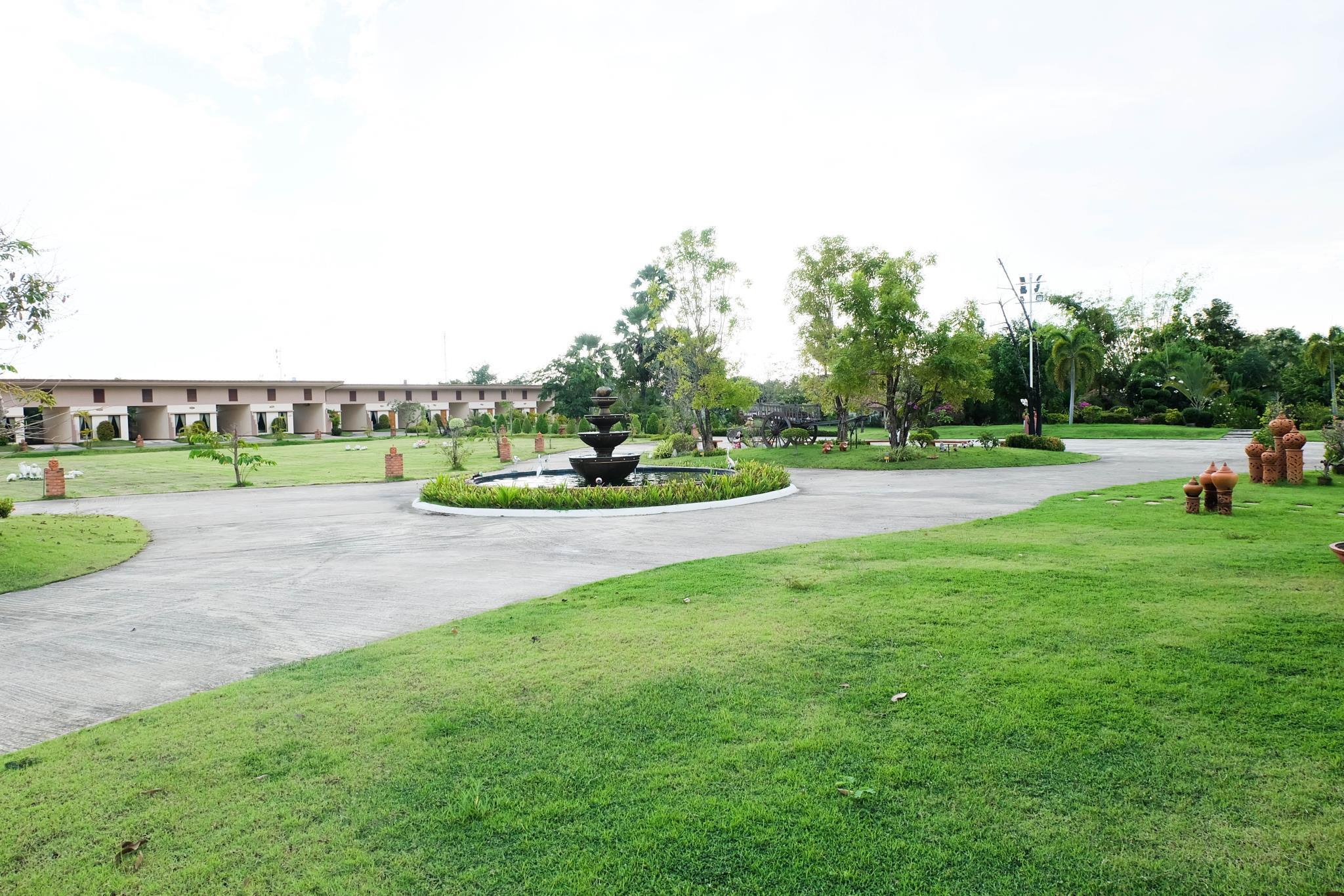 Thaisomboon Bighome Resort 65/68