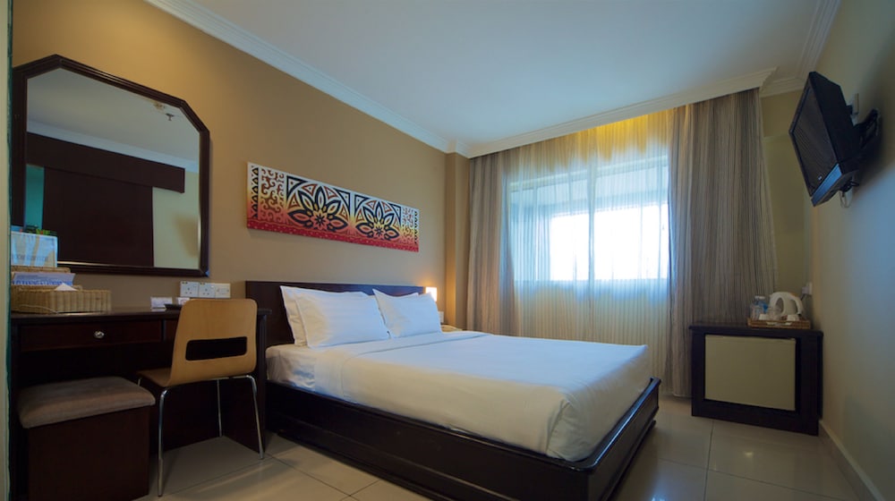 Kinabalu Daya Hotel 24/72