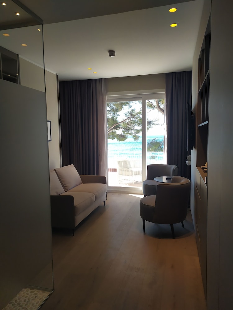 Diana Grand Hotel 18/70