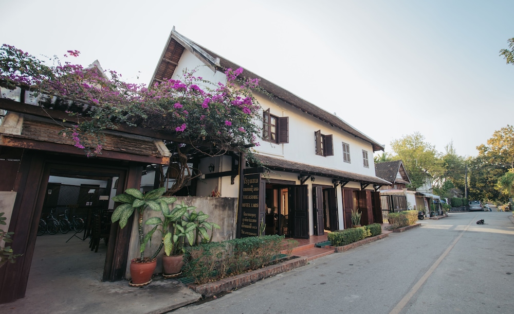 Treasure Hotel Laos 5/49