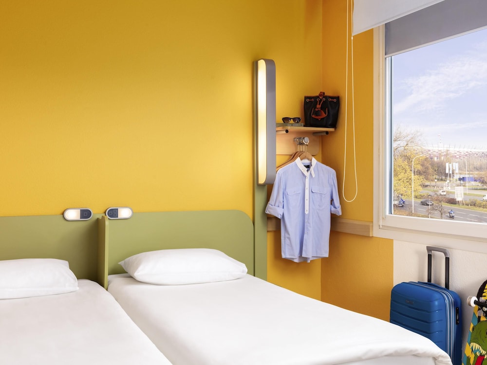 STANDARD, TRIPLE, 3 BEDS