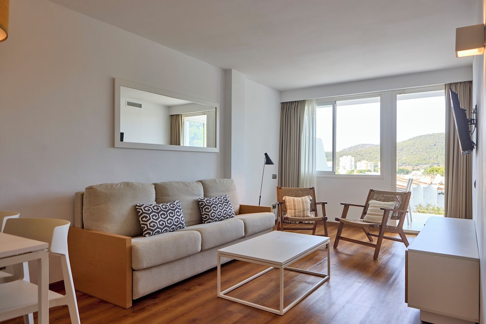 Ponent Mar Aparthotel 42/62