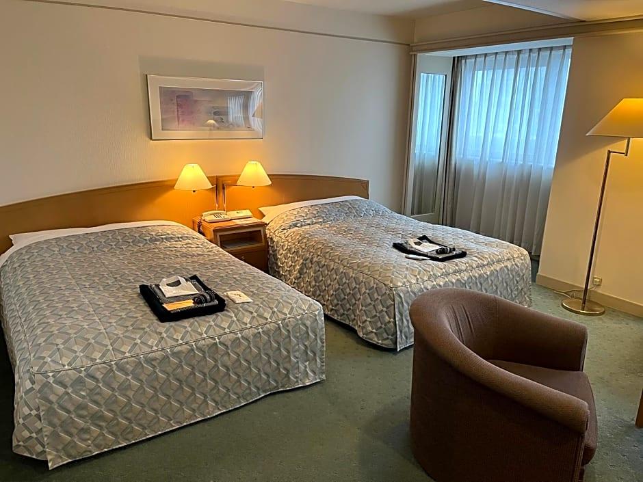 Jasmac Plaza Hotel 10/46