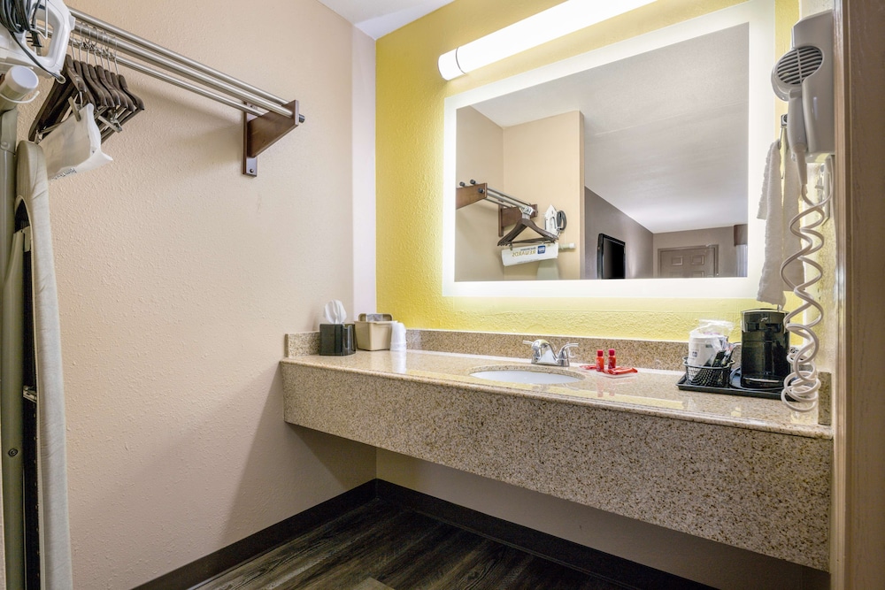 Surestay Plus Hotel By Best Western Poteau 11/36