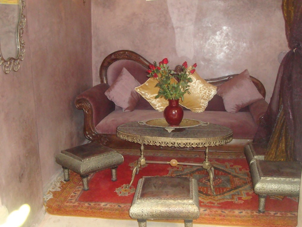Riad Lorsya 38/46