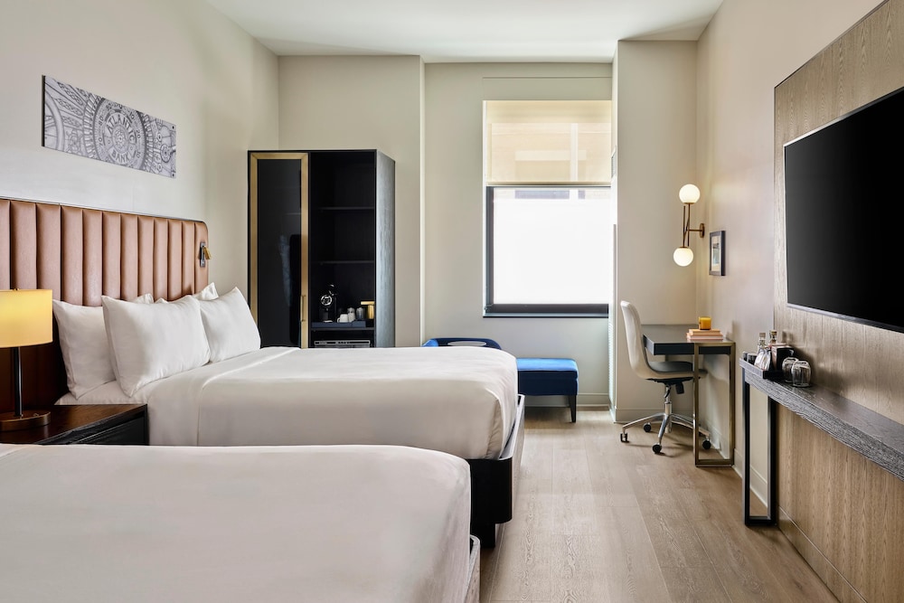 Room, 2 Queen Beds
