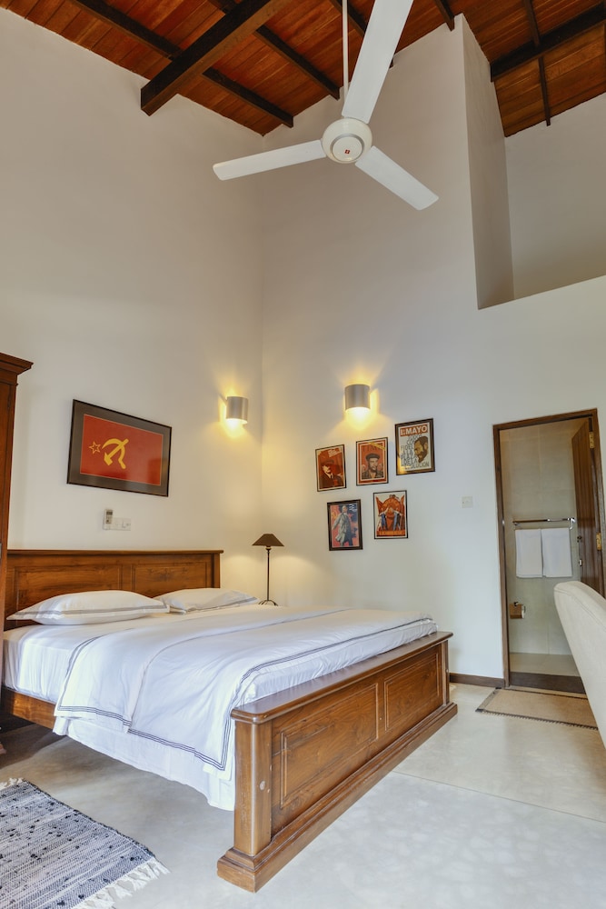 Villa Republic Bentota 6/50