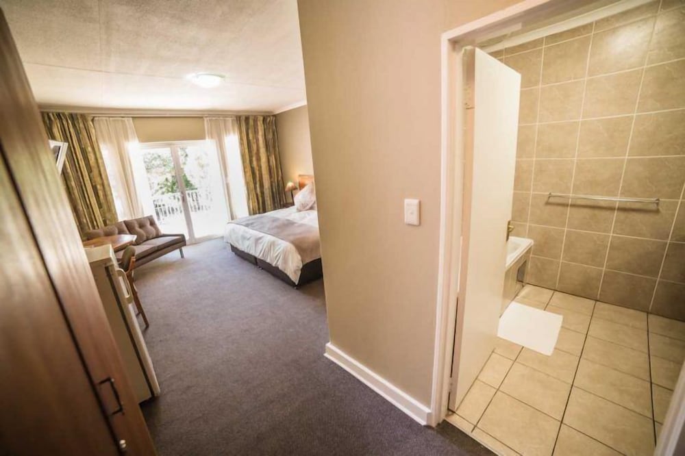 Acacia Guesthouse 40/40