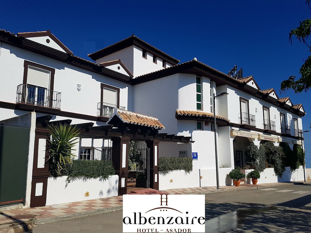 Hotel Asador Albenzaire 5/62