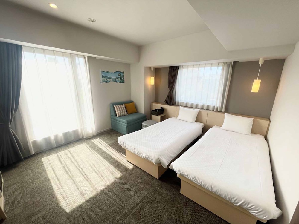 Henn na Hotel Maihama Tokyo Bay 12/53