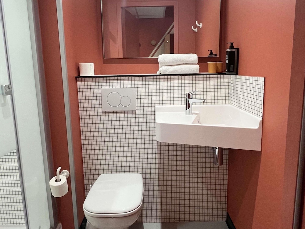 Ibis Budget Honfleur Centre Ville 46/48