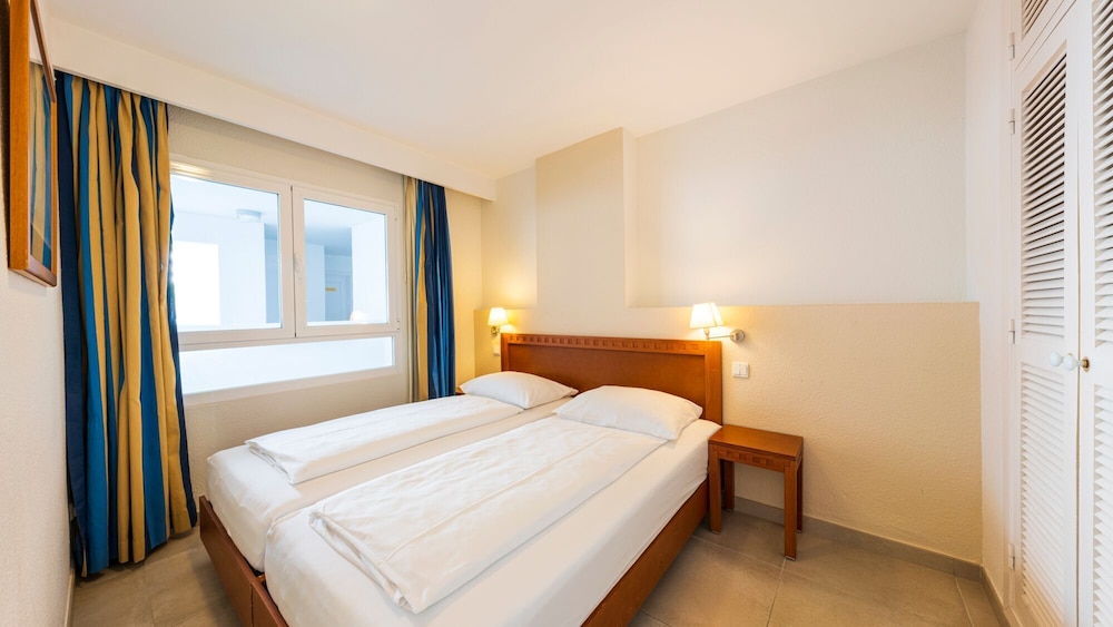 1 BEDROOM, PREMIUM, APARTMENT, BEACH VIEW, KITCHEN