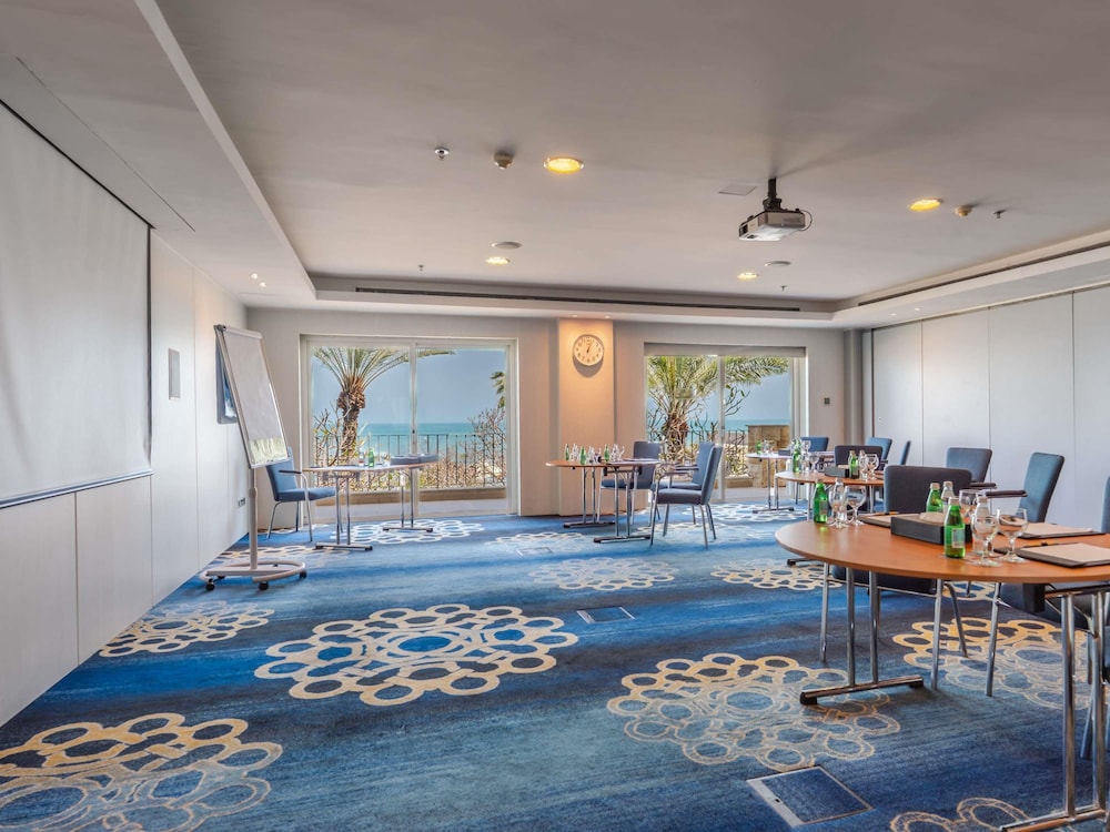 Movenpick Hotel & Resort Al Bidaa 45/86