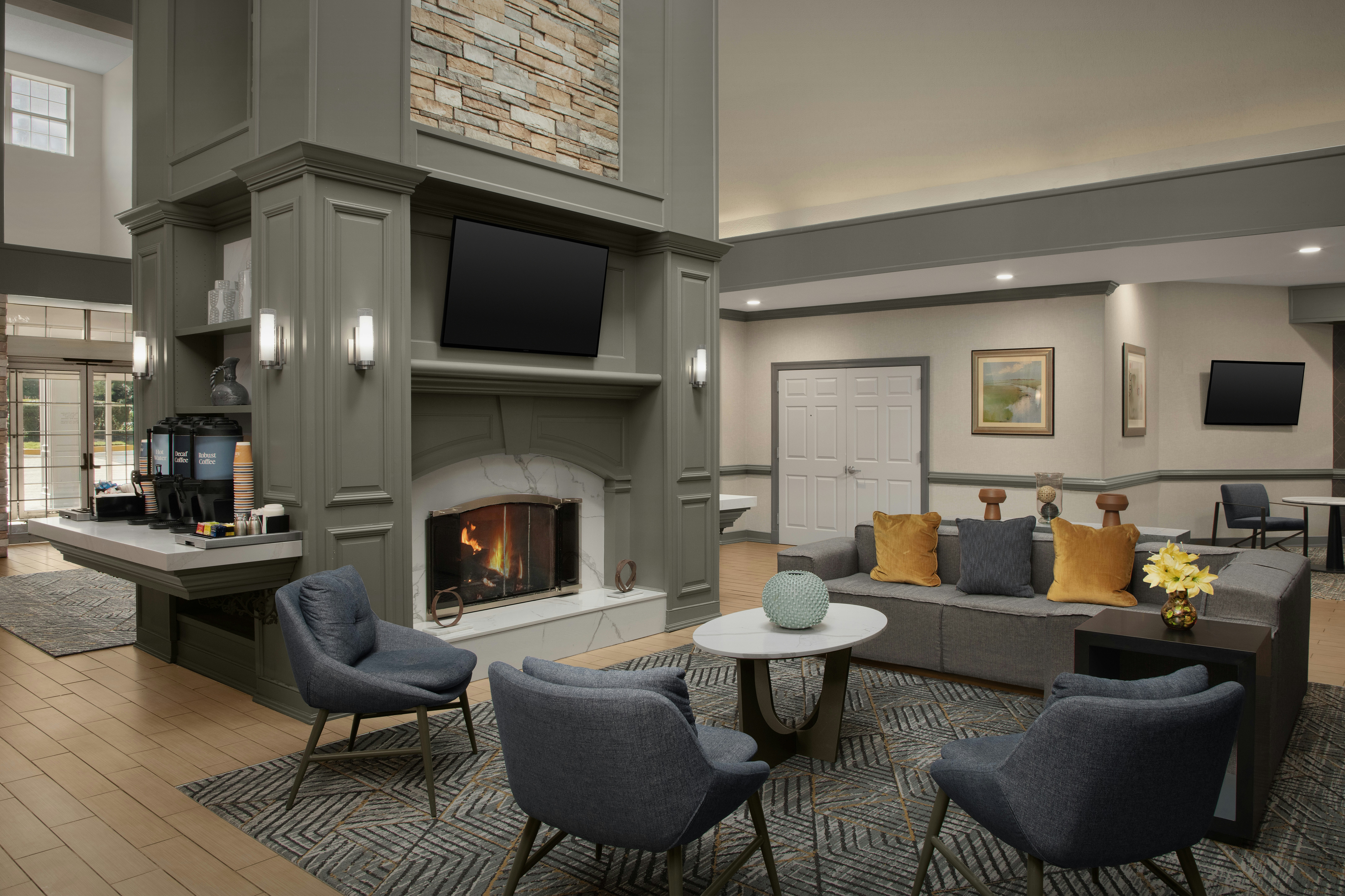 Homewood Suites by Hilton Alexandria / Pentagon South 7/19