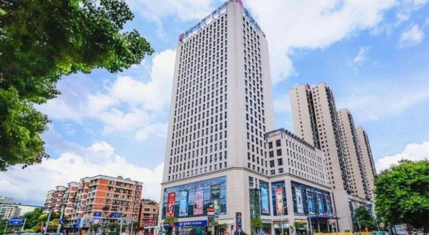 City Comfort Inn (Maoming High Speed Railway Station Wenming Road) 9/57