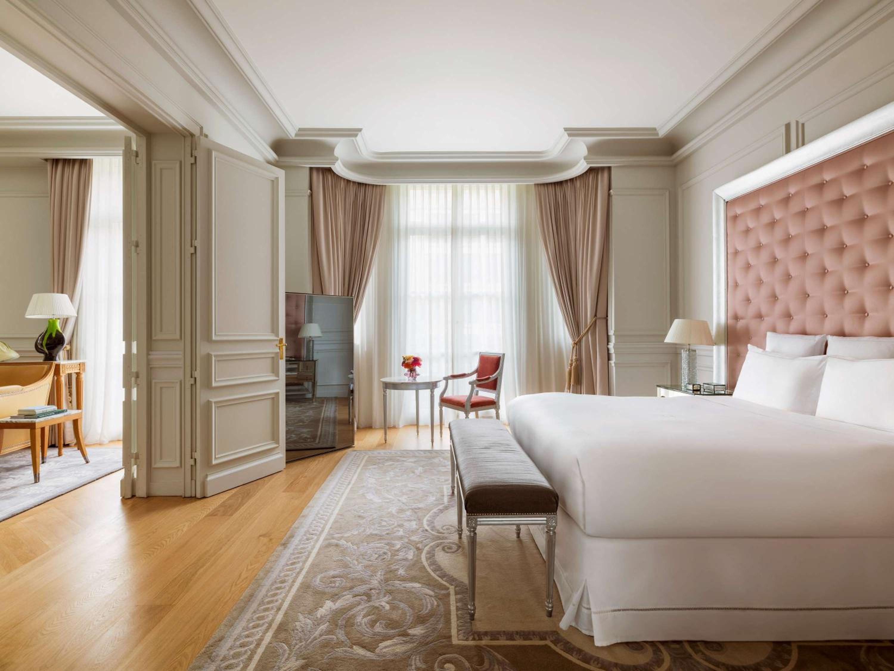 Presidential, Avenue, Suite