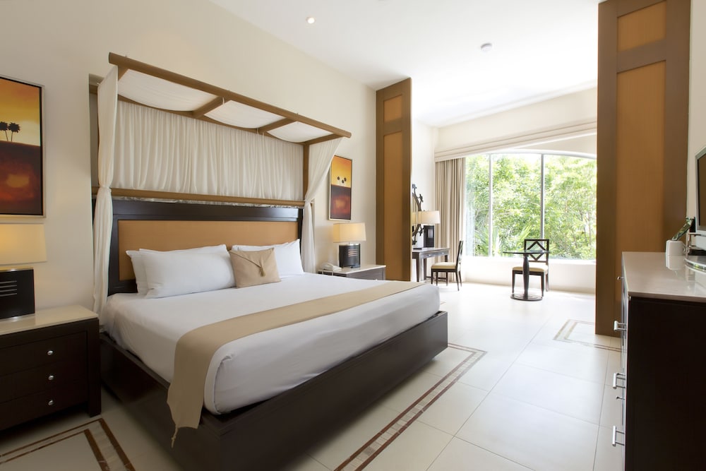 SUITE, GARDEN VIEW, HOT TUB