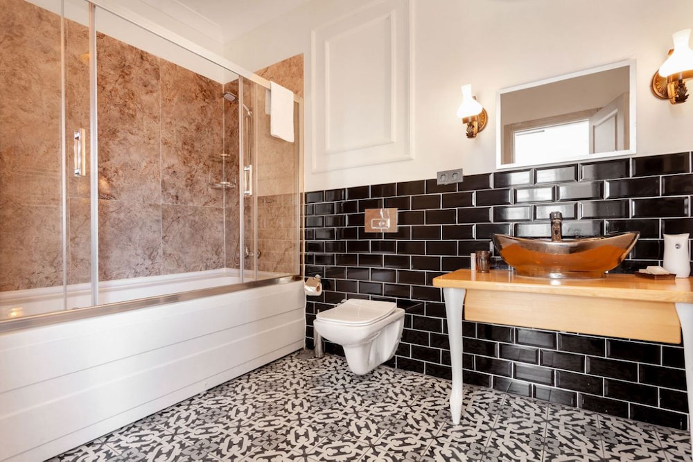 Cezayir Rooms 28/60