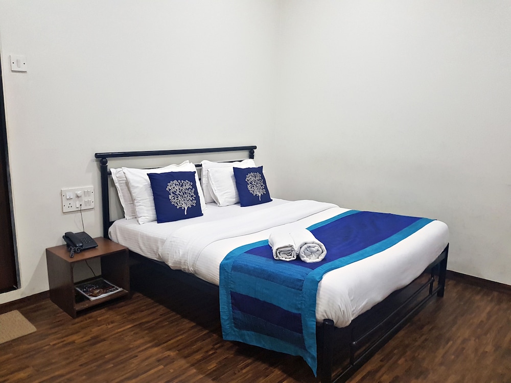 Hotel Kumkum 13/42