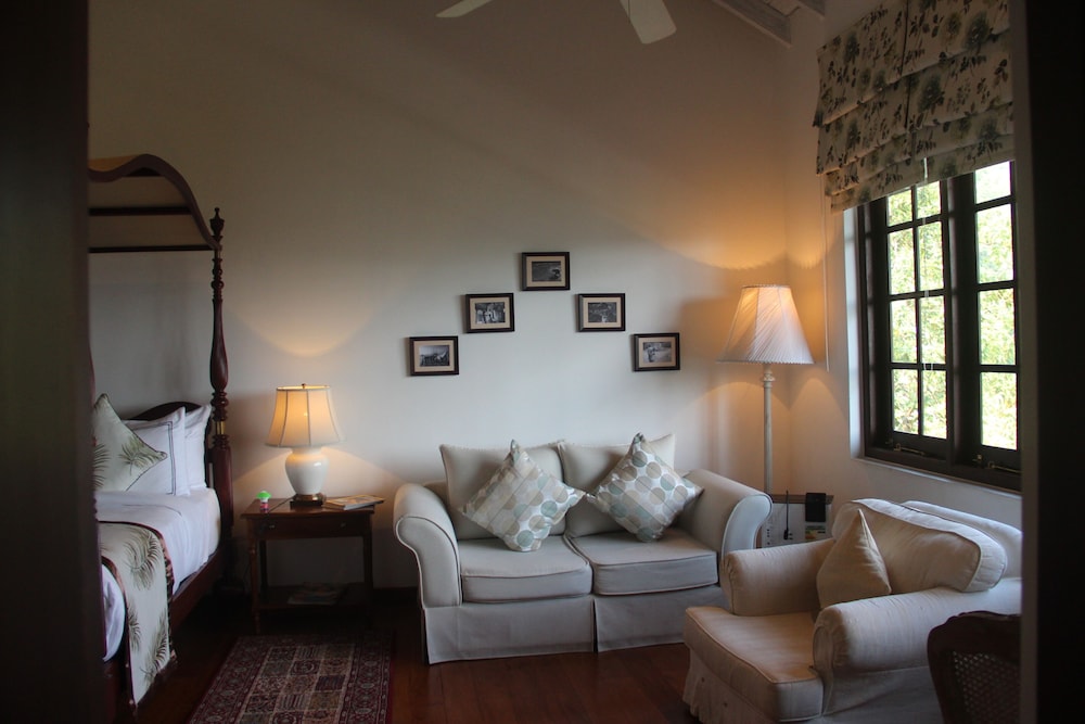Coffee Bungalow Kandy 25/50