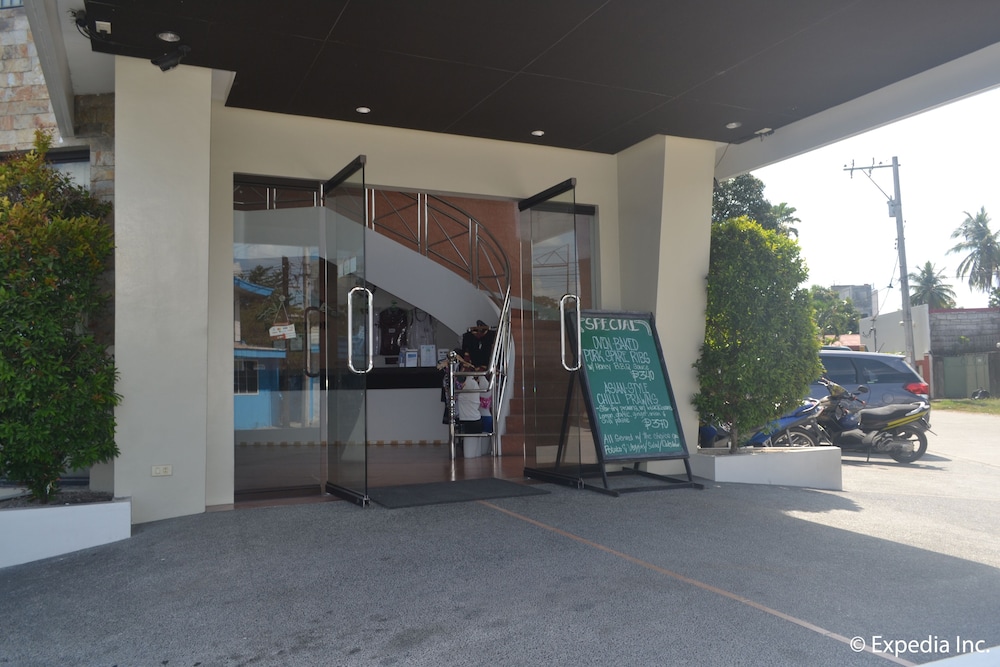 Boomerang Hotel 55/63