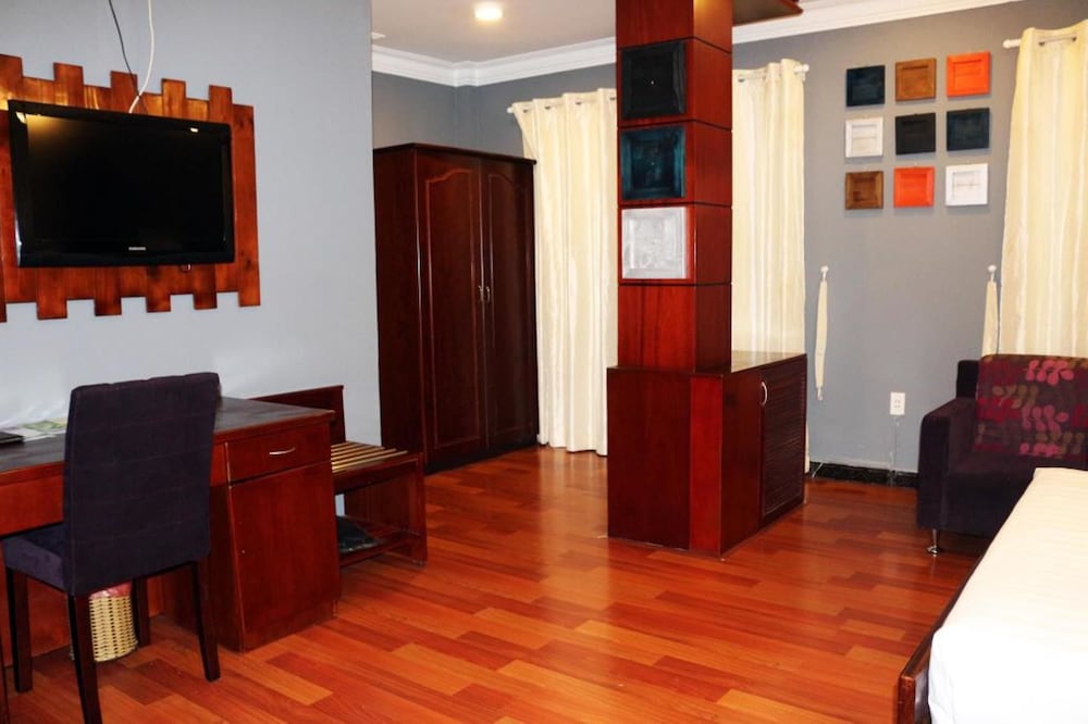 A25 Hotel 277 Le Thanh Ton 40/50