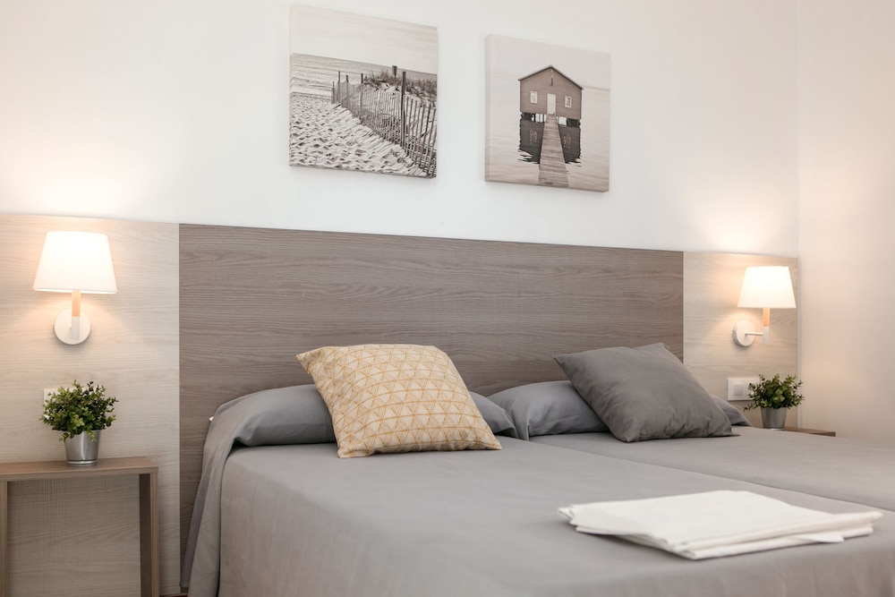 Rv Hotels Apartamentos Benelux 35/64