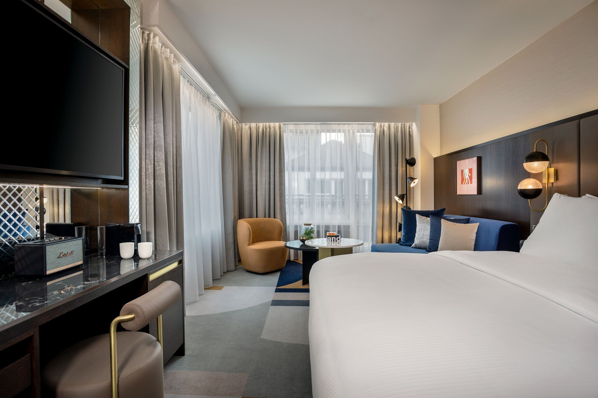 Room at Neues Schloss Privat Hotel Zurich, ZURICH