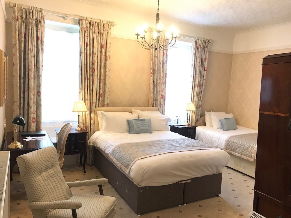 Chapel House Restaurant with Rooms 12/50